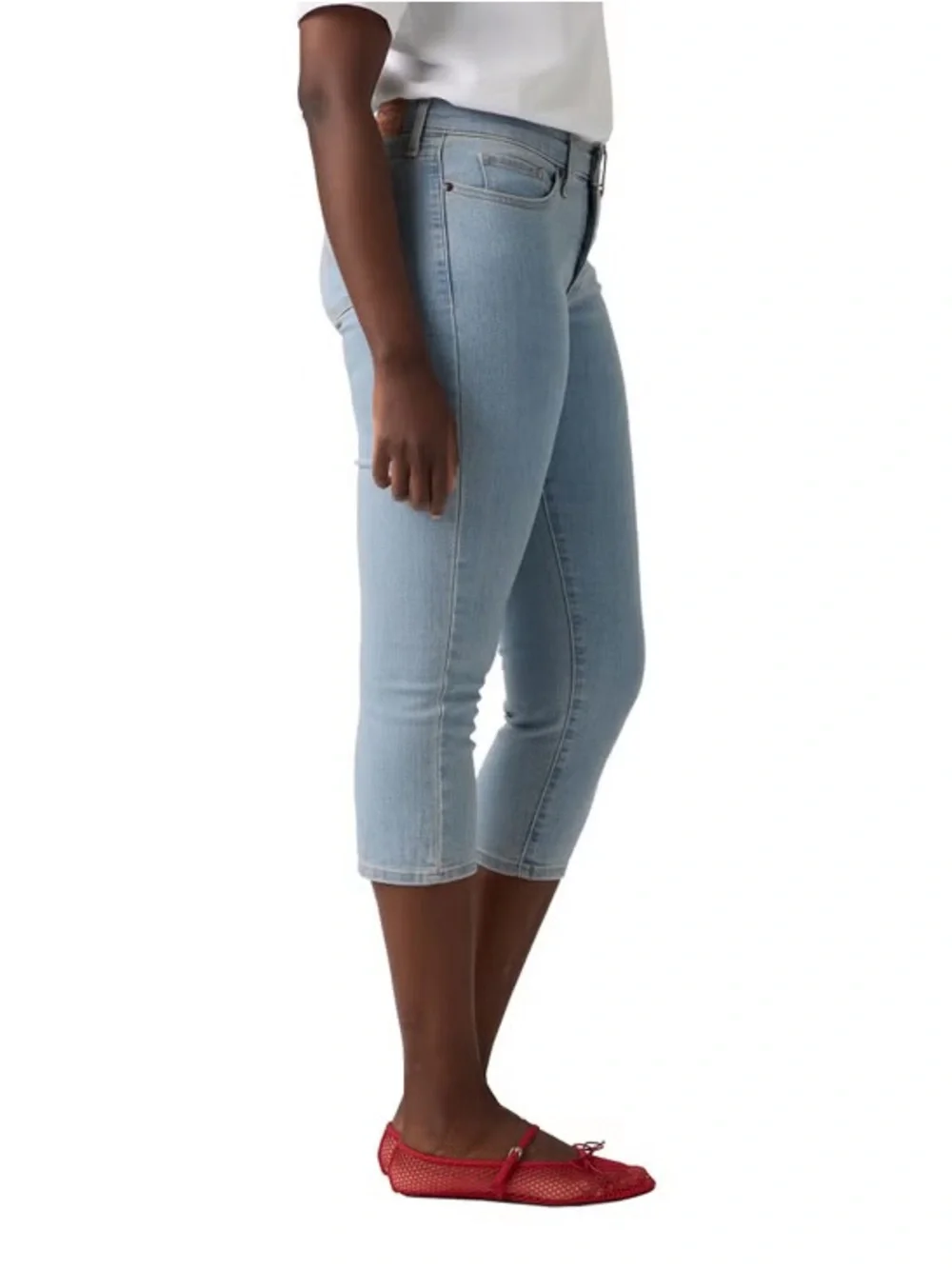 Levi's Women's 311 Capri, Light Blue, Size 8/29 - NWT